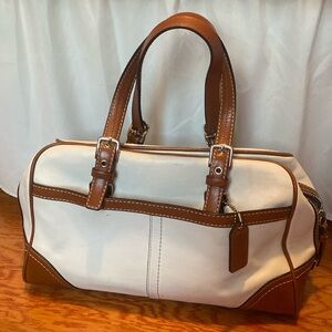 Coach Medium Leather Hampton Satchel